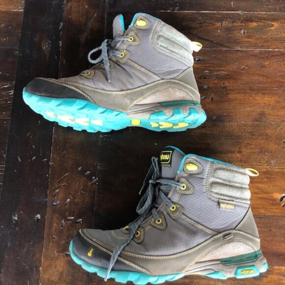 Ahnu Vibram Waterproof Hiker (Sz 8.5) - Picture 5 of 10